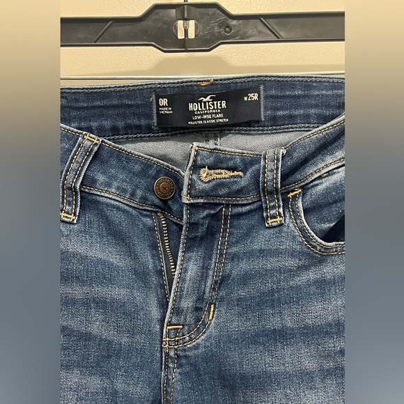 Hollister flared jeans - Picture 2 of 3